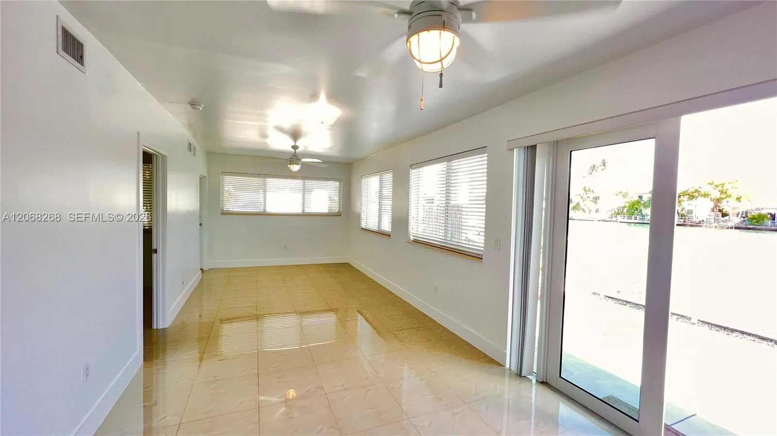 8227 Crespi Blvd # 4, Miami Beach, FL 33141 — zdjęcie 4