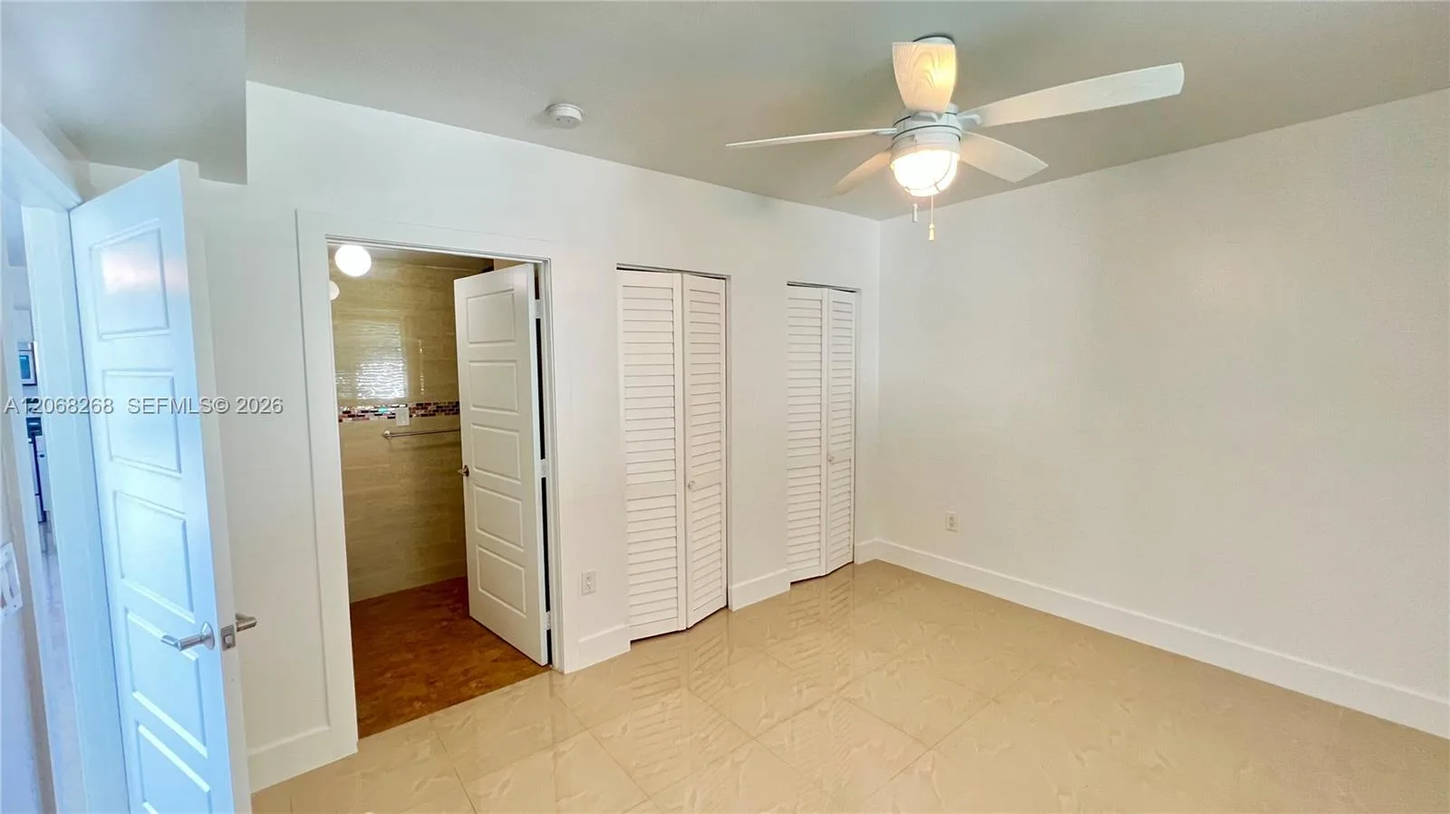 8227 Crespi Blvd # 4, Miami Beach, FL 33141 photo 6