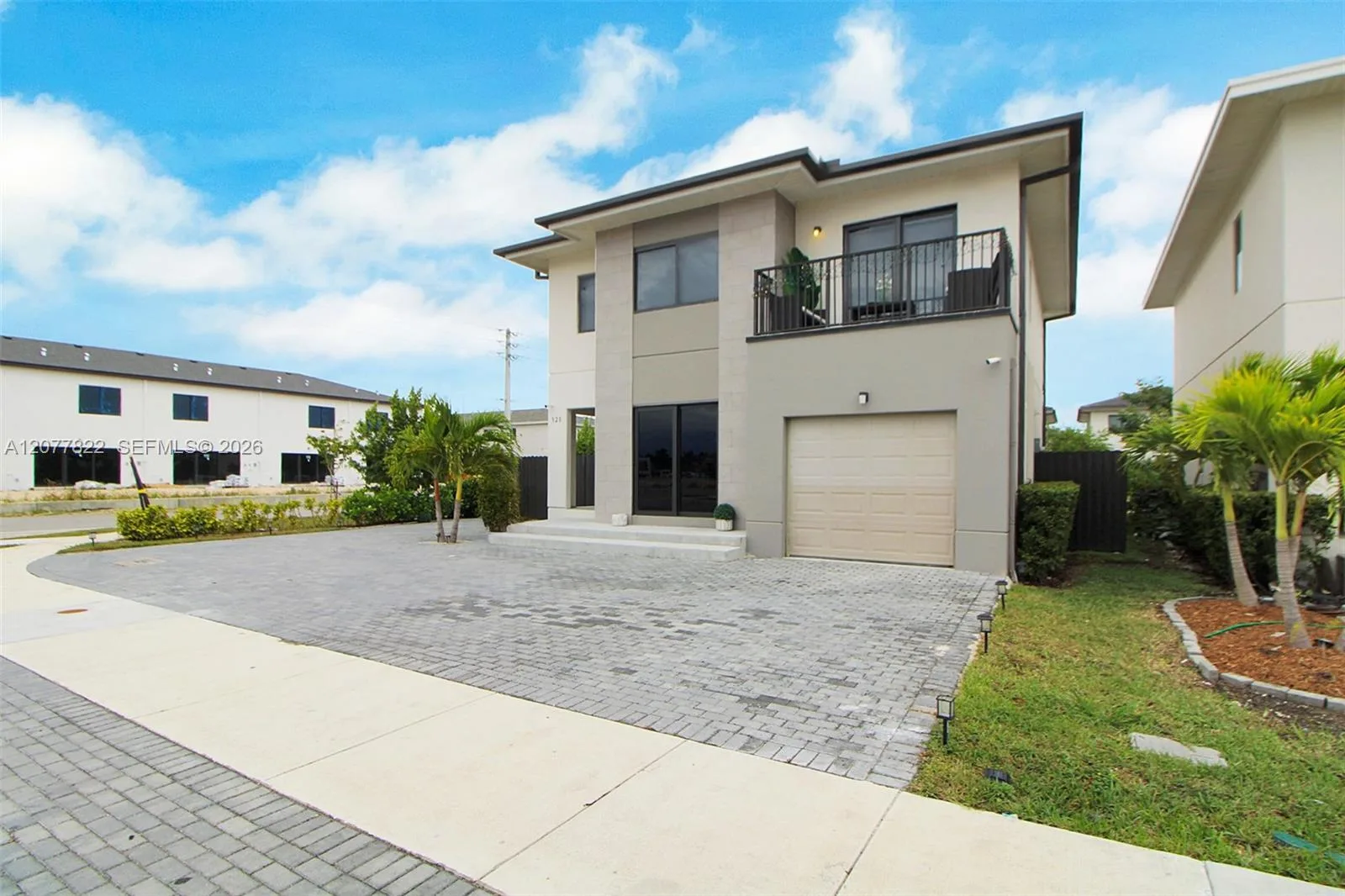 320 NW 13th Ct, Florida City, FL 33034 photo 3