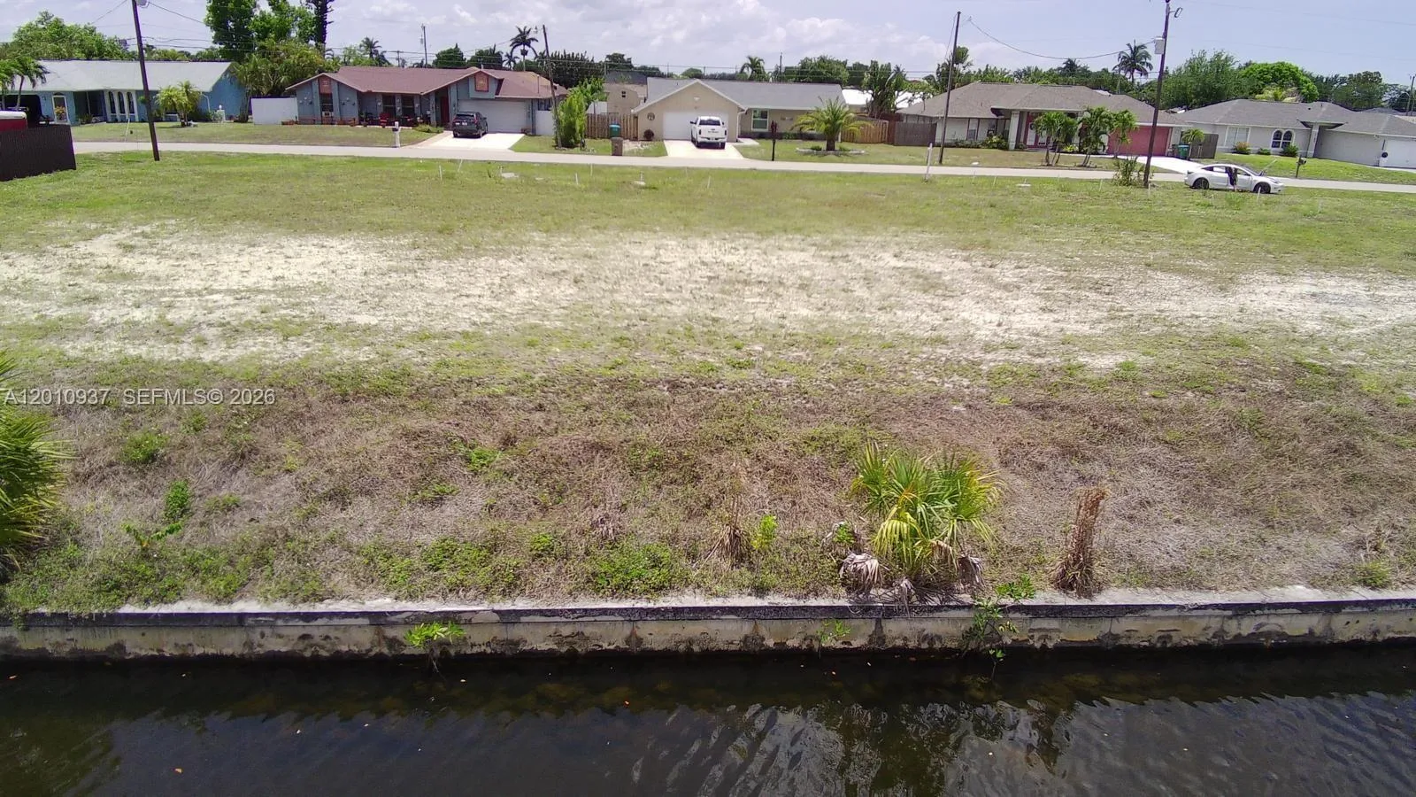 1020 SE 13th Ave, Cape Coral, FL 33990 photo 6