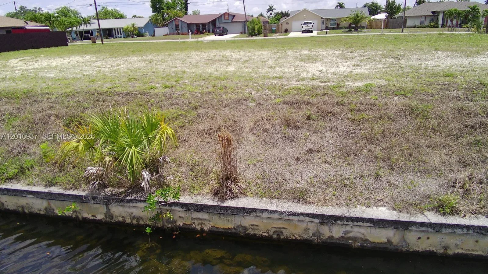 1020 SE 13th Ave, Cape Coral, FL 33990 photo 7