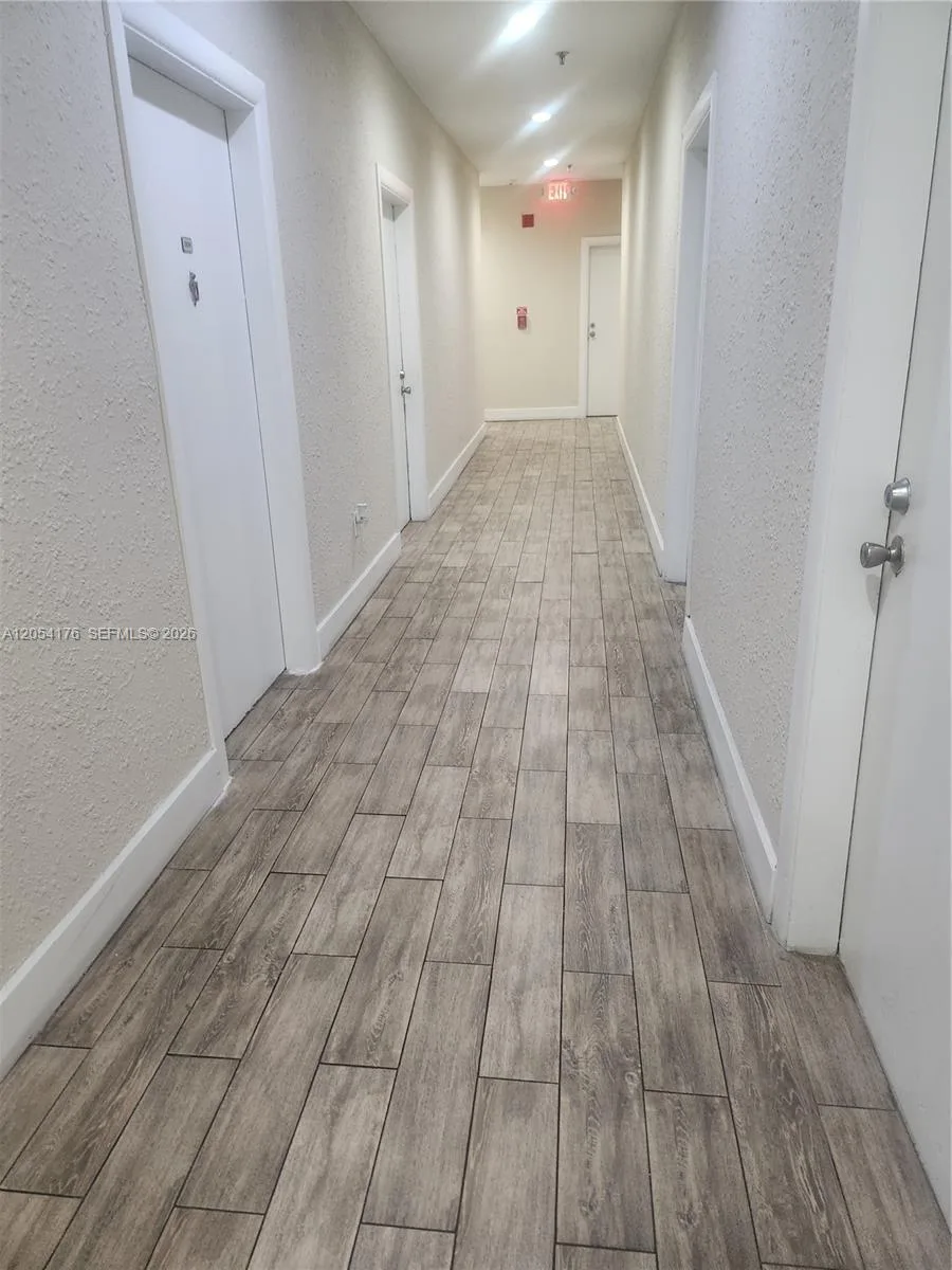 2700 Collins Ave # 202, Miami Beach, FL 33140 photo 7