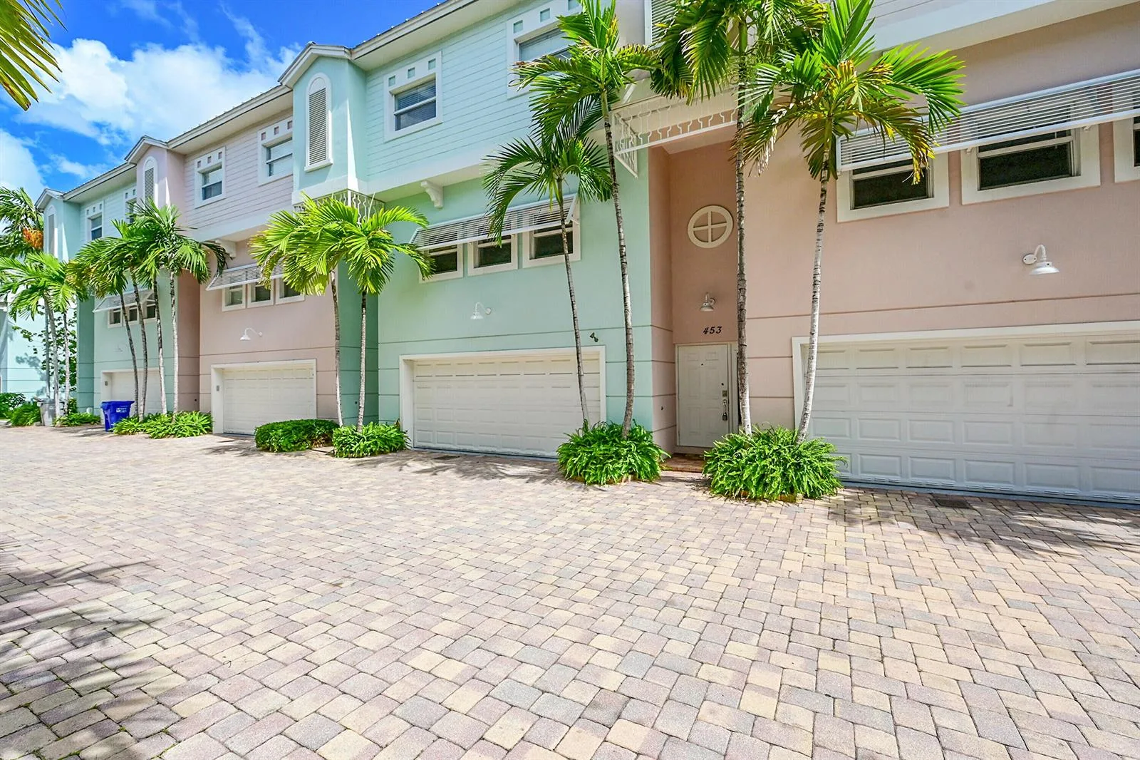 453 NE 1ST Street, Pompano Beach, FL 33060 photo 2