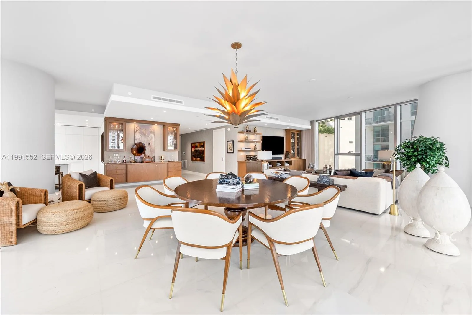 300 Biscayne Boulevard Way # 901E, Miami, FL 33131 photo 5