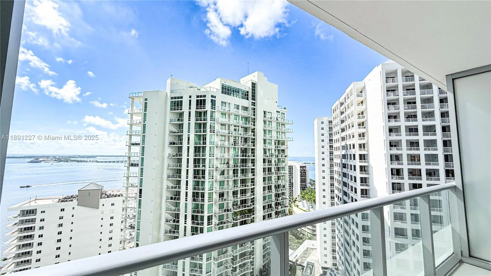 1300 Brickell Bay Dr # 2206, Miami, FL 33131 photo 13