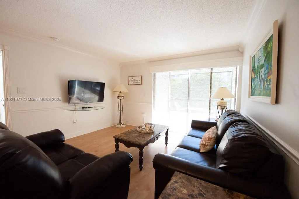 201 178th Dr # 323, Sunny Isles Beach, FL 33160 photo 6
