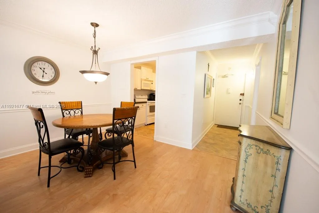 201 178th Dr # 323, Sunny Isles Beach, FL 33160 photo 8