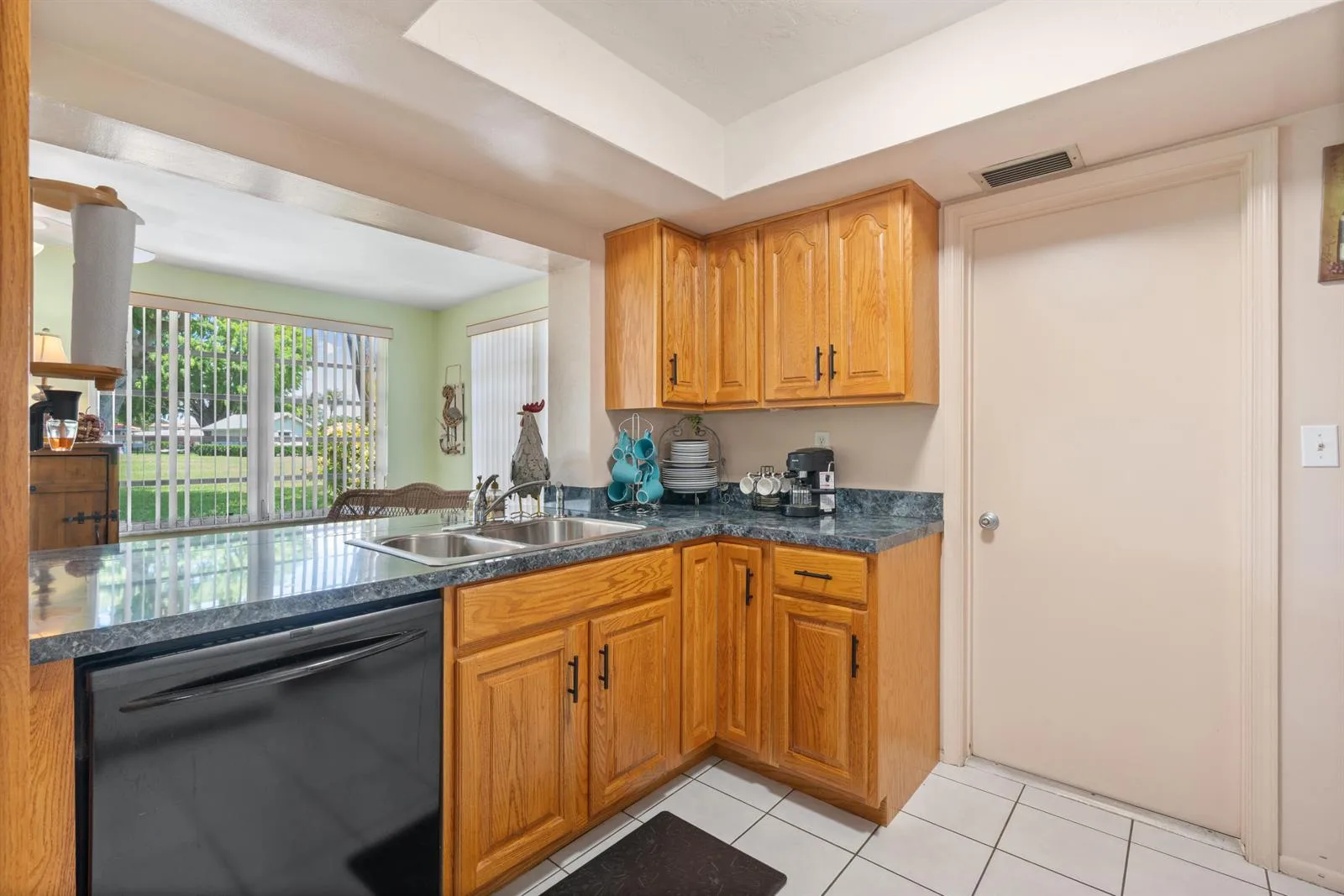 5017 NW 49th Road, Tamarac, FL 33319 photo 8