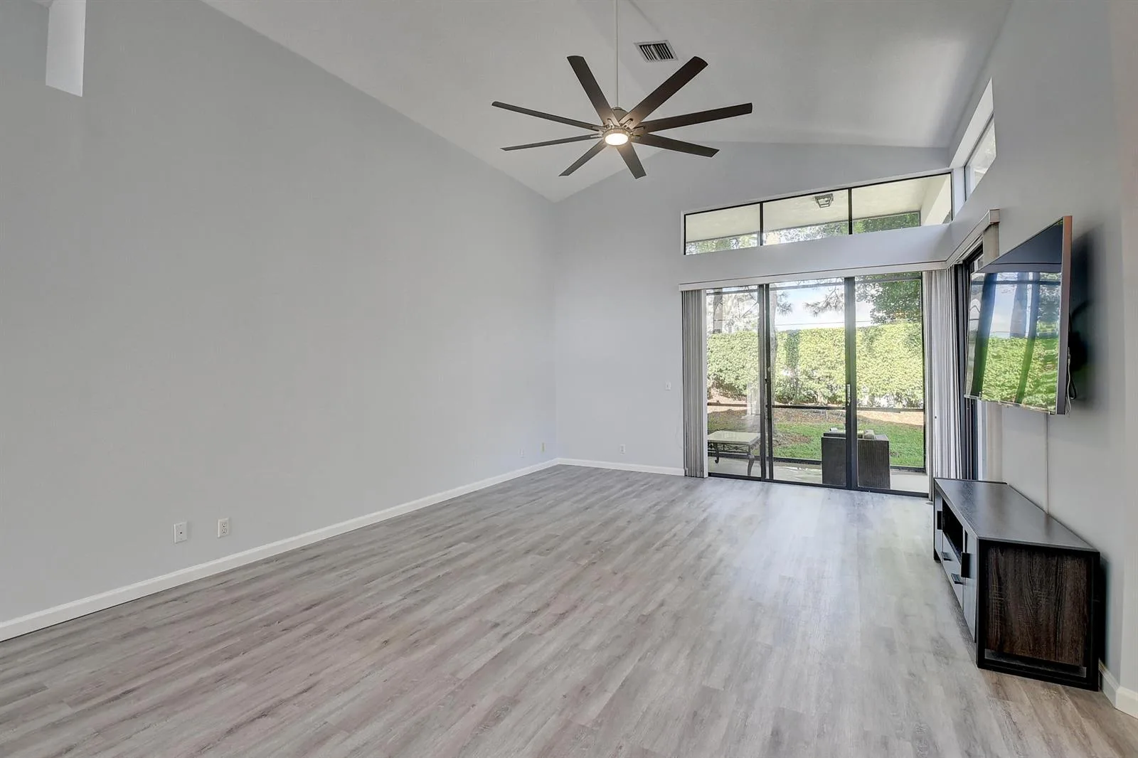 10201 Lexington Lakes Boulevard N, Boynton Beach, FL 33436 photo 6