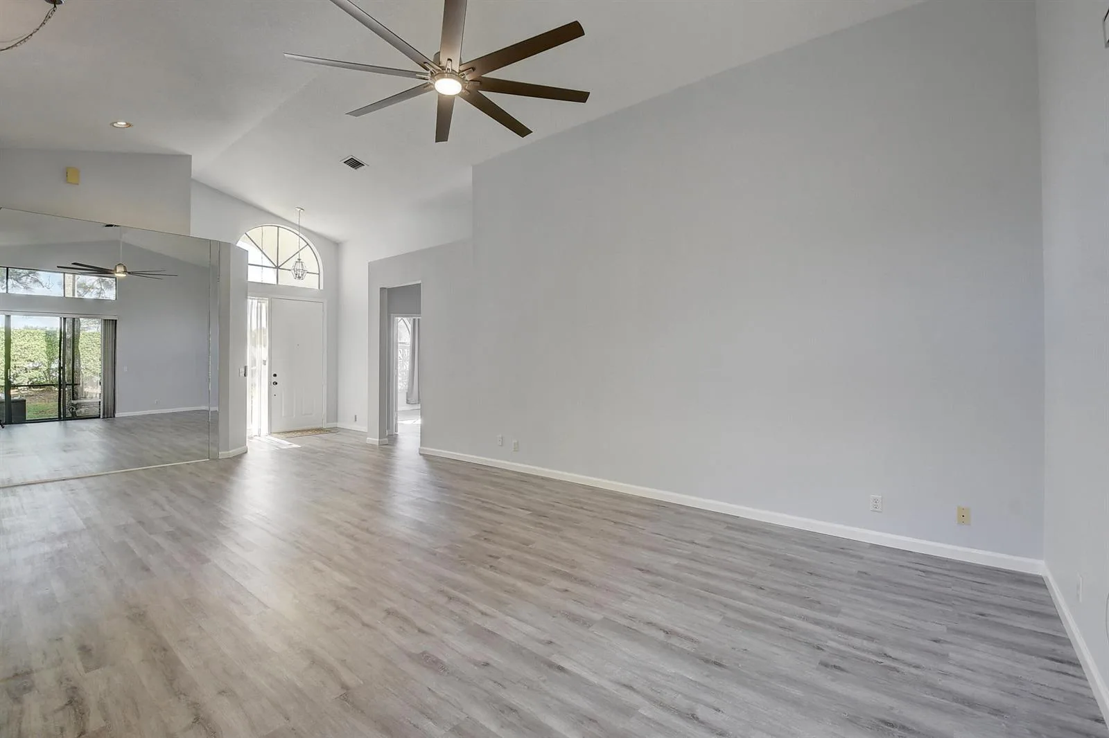 10201 Lexington Lakes Boulevard N, Boynton Beach, FL 33436 photo 9