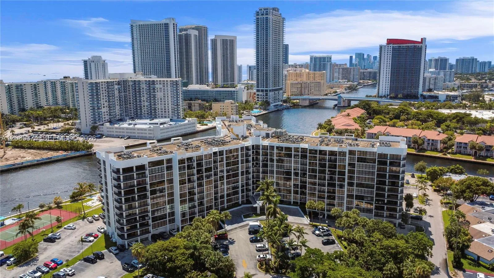 200 Leslie Dr # 724, Hallandale Beach, FL 33009
