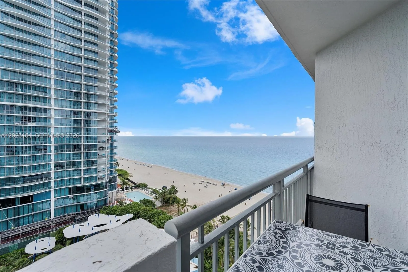 17375 Collins Ave # 1507, Sunny Isles Beach, FL 33160