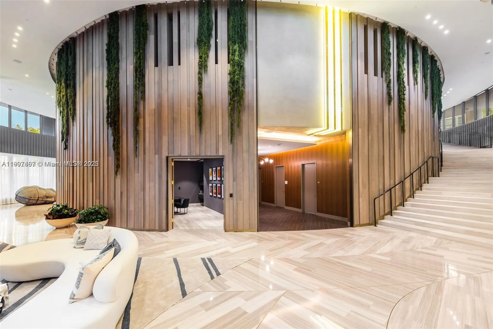 2831 S Bayshore Dr # 506, Miami, FL 33133