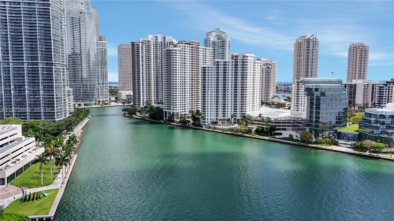 801 Brickell Bay Dr # 1070, Miami, FL 33131 photo 10