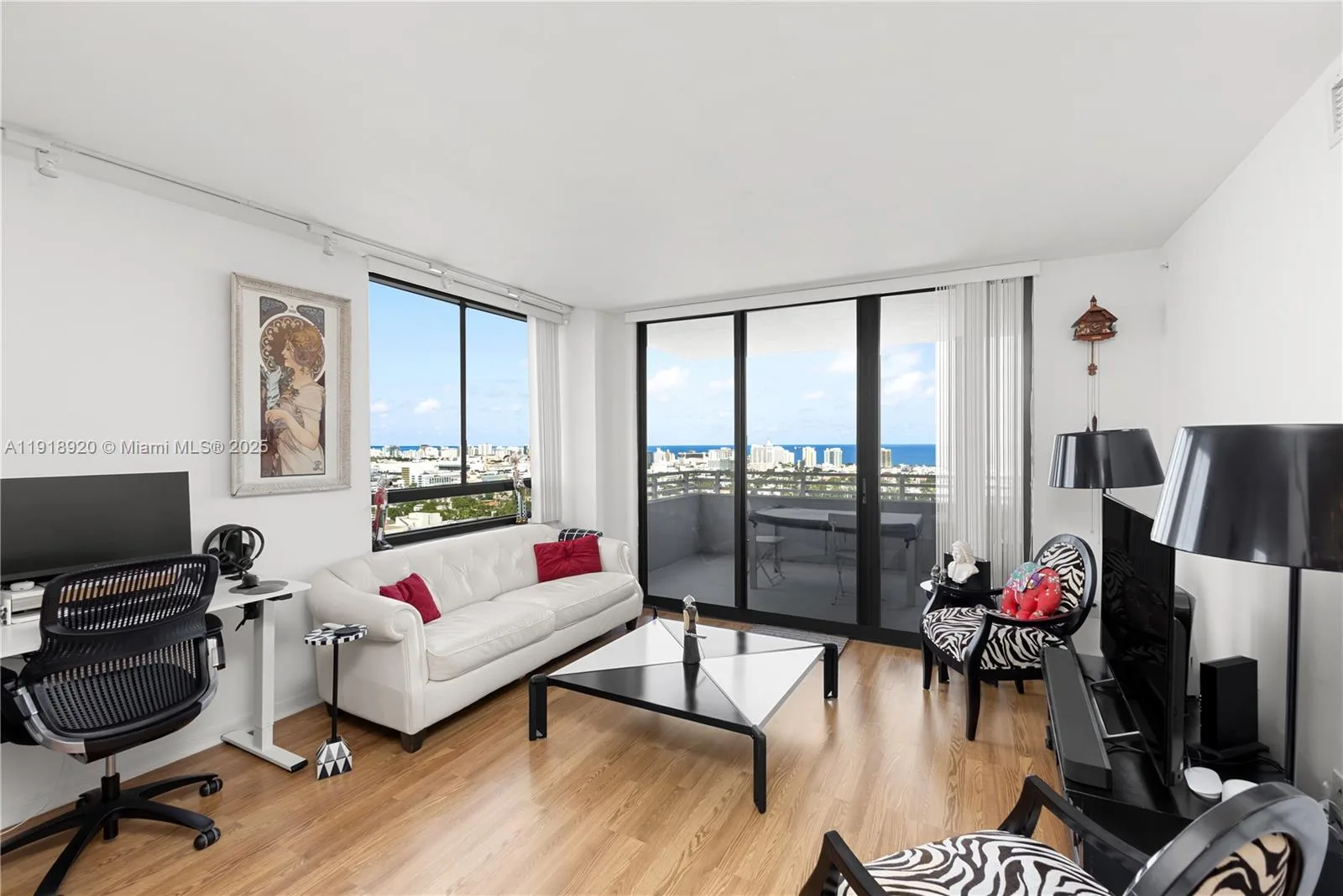 1330 West Ave # 2513, Miami Beach, FL 33139 photo 2