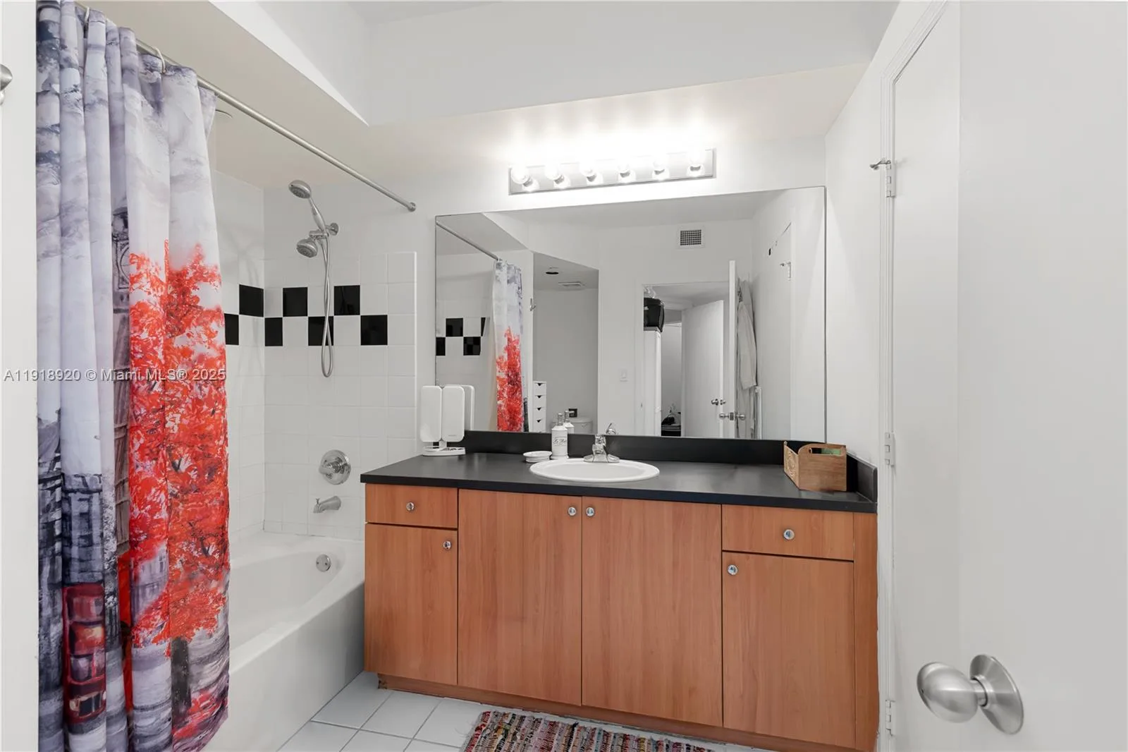 1330 West Ave # 2513, Miami Beach, FL 33139 photo 9