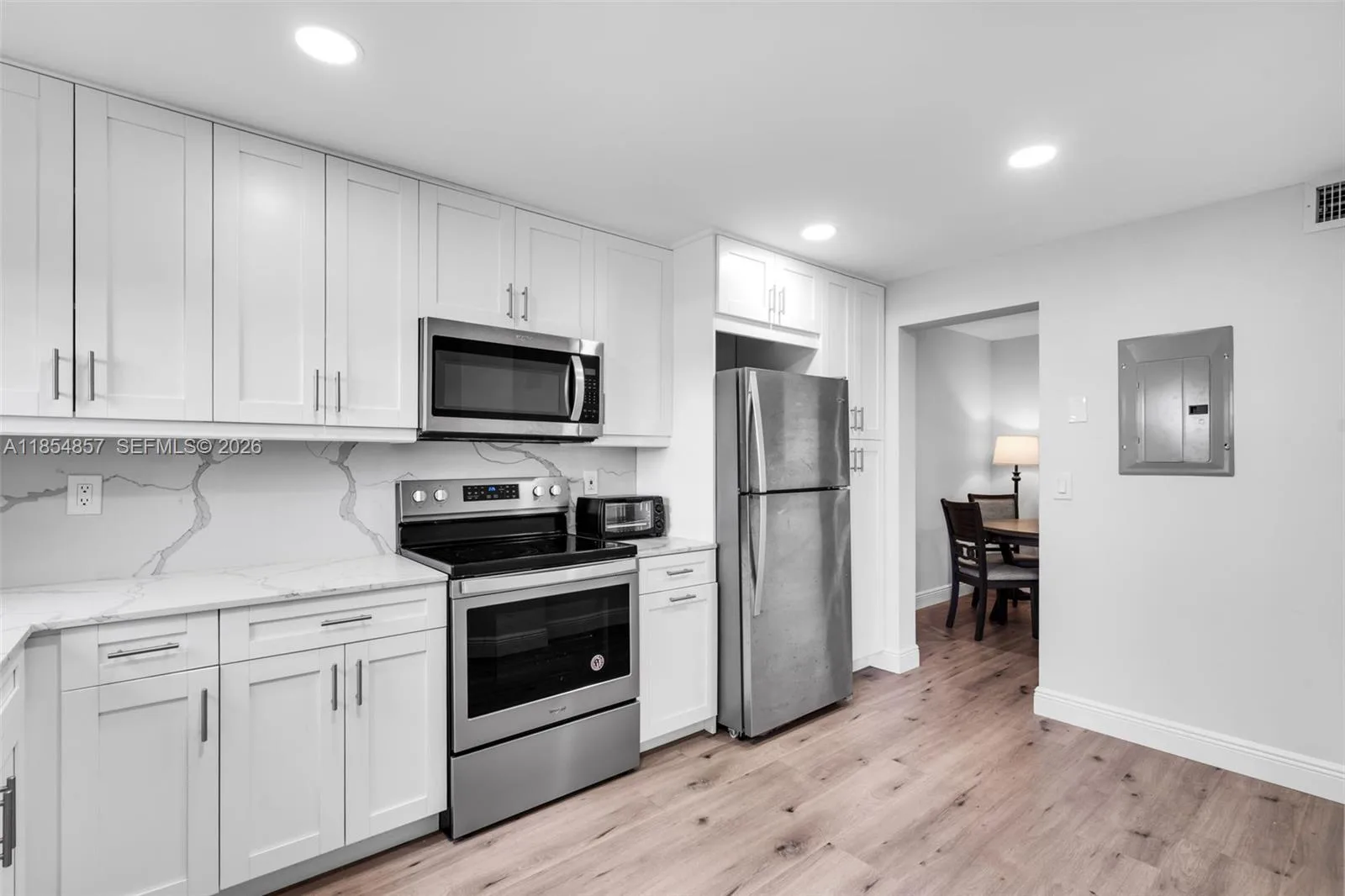 3524 Via Poinciana # 302, Lake Worth, FL 33467 photo 3