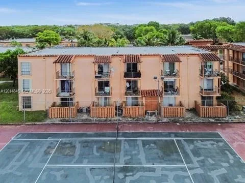 7155 Miami Lakes Dr # P16, Miami Lakes, FL 33014 photo 2