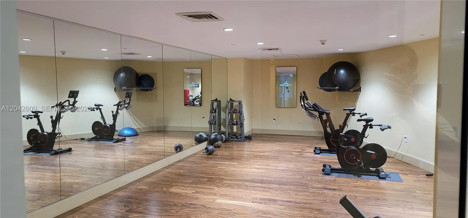 50 Biscayne Blvd # 5202, Miami, FL 33132 photo 11