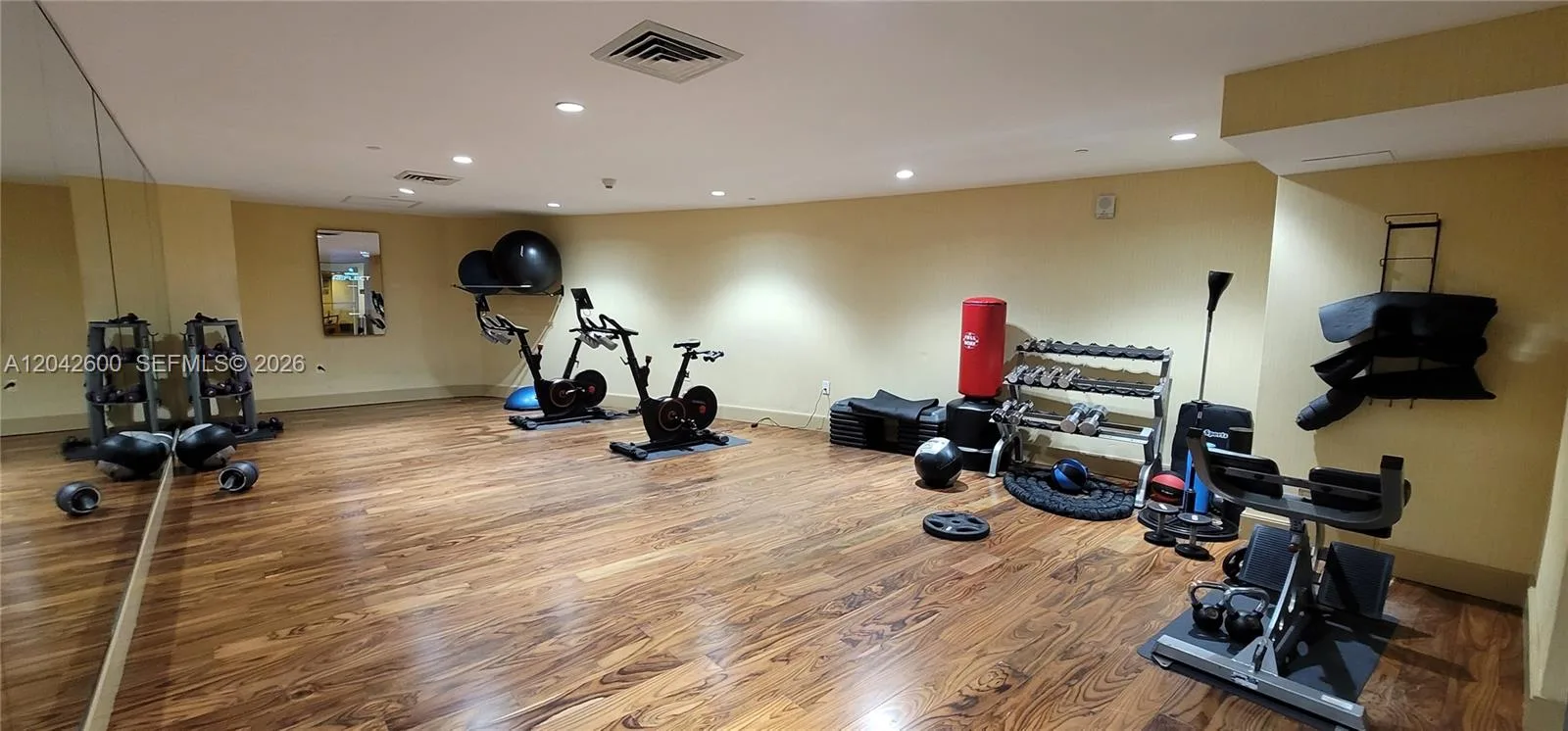 50 Biscayne Blvd # 5202, Miami, FL 33132 photo 13
