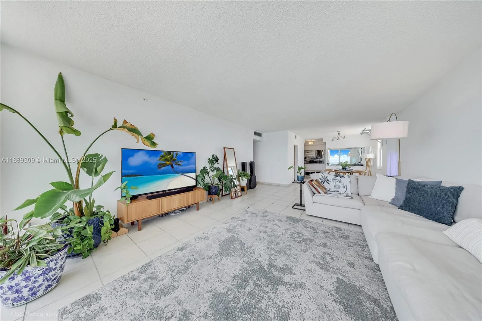5601 Collins Ave # 1001, Miami Beach, FL 33140 photo 11