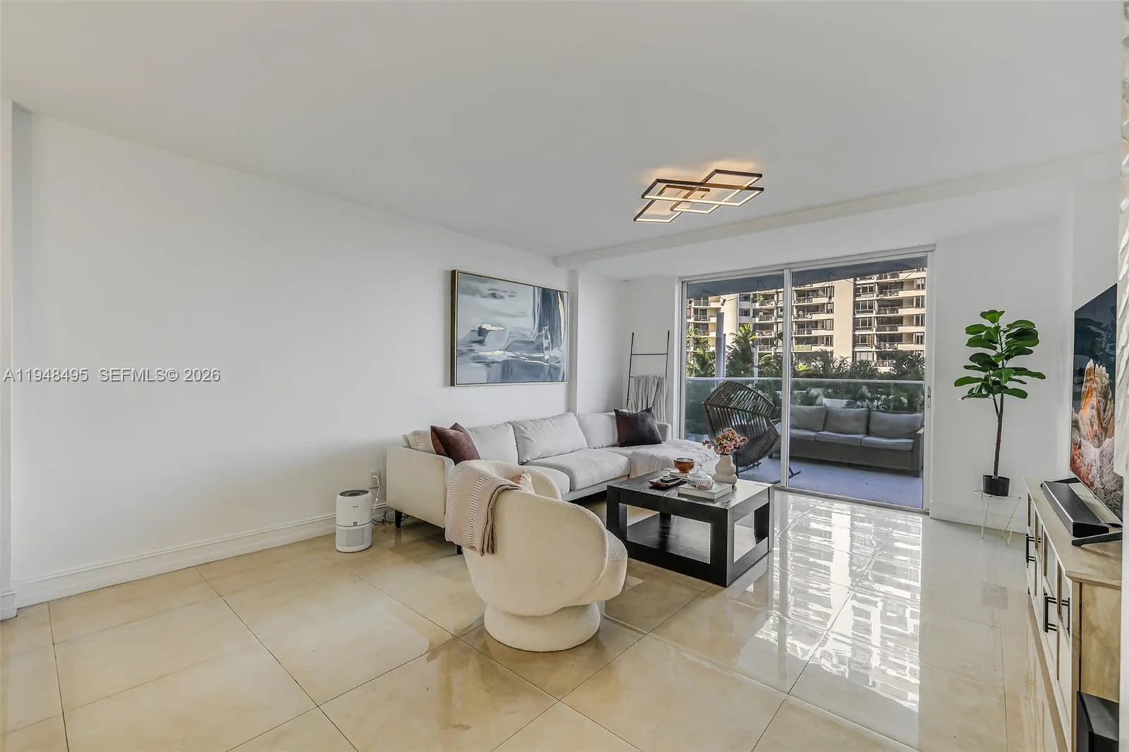 770 Claughton Island Dr # 409, Miami, FL 33131 photo 8