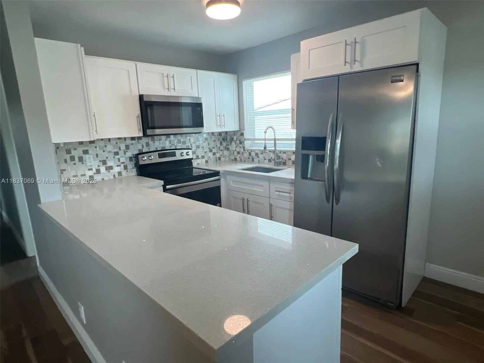 2569 NW 61st Ave, Margate, FL 33063 photo 2