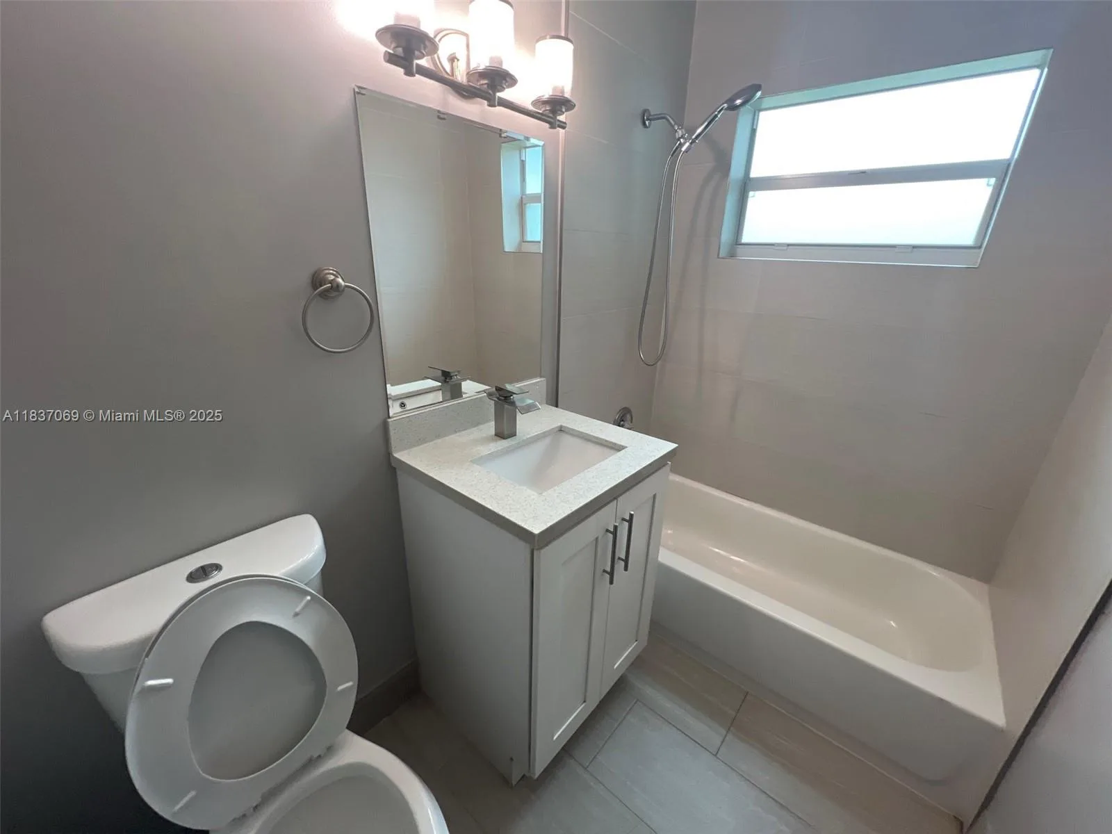 2569 NW 61st Ave, Margate, FL 33063 photo 5
