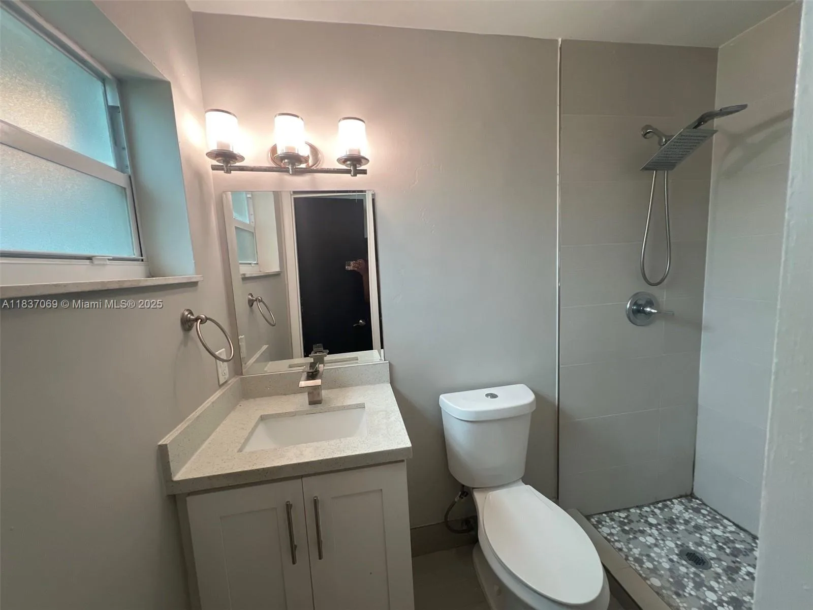 2569 NW 61st Ave, Margate, FL 33063 photo 9