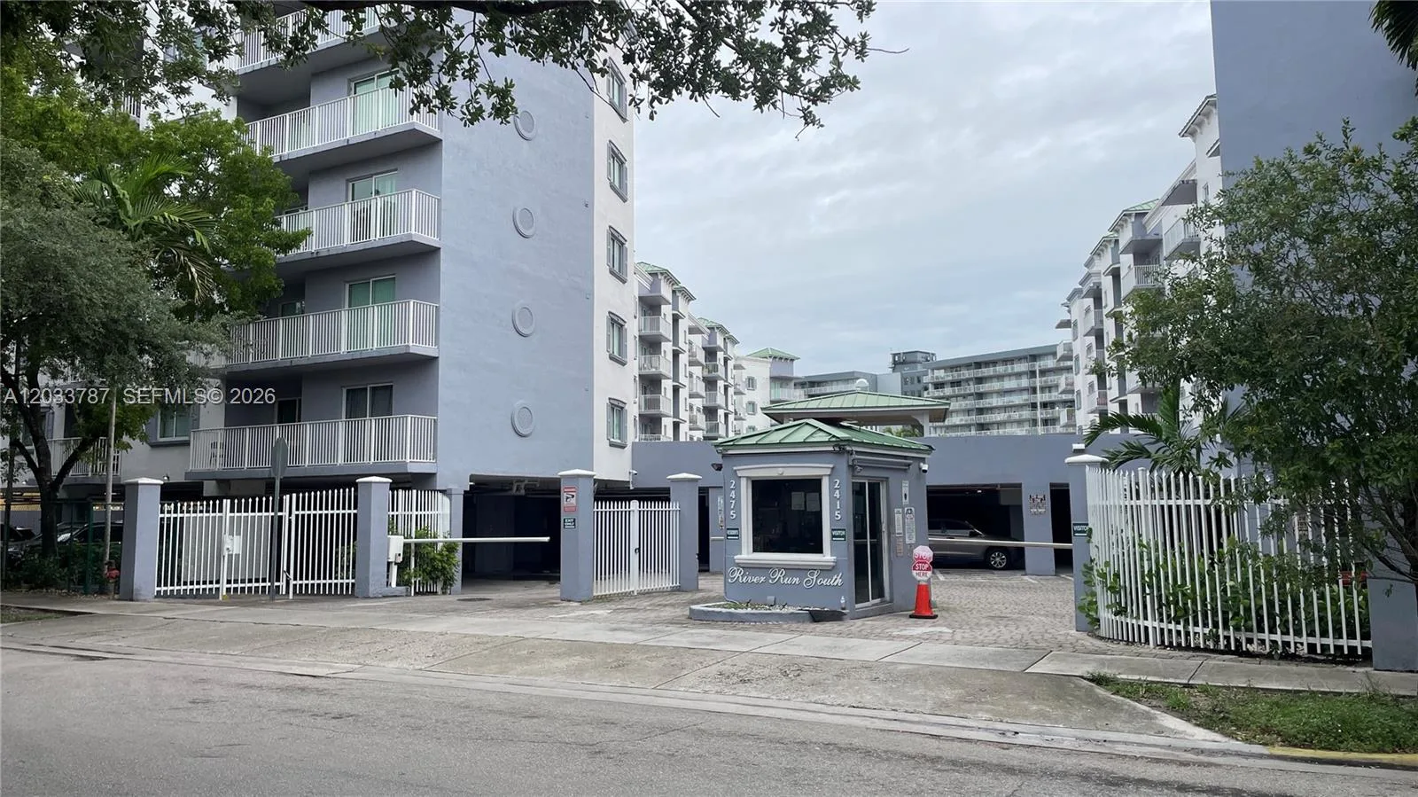 2475 NW 16th St Rd # 309, Miami, FL 33125