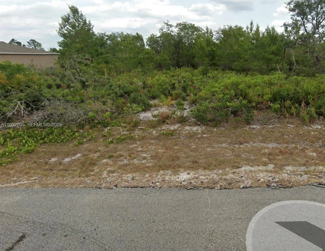 5846 VIRTUDES ST, Sebring, FL 33872 photo 3