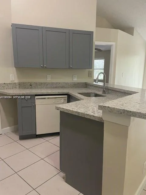 9999 Summerbreeze Dr # 1105, Sunrise, FL 33322 photo 2