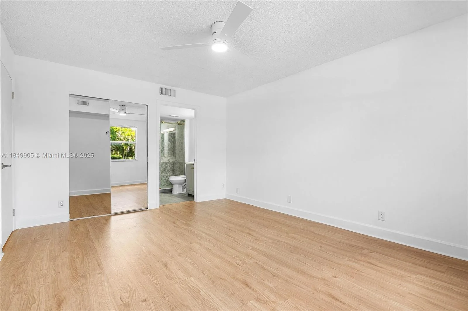 8721 Wiles Rd # 105, Coral Springs, FL 33067 photo 12