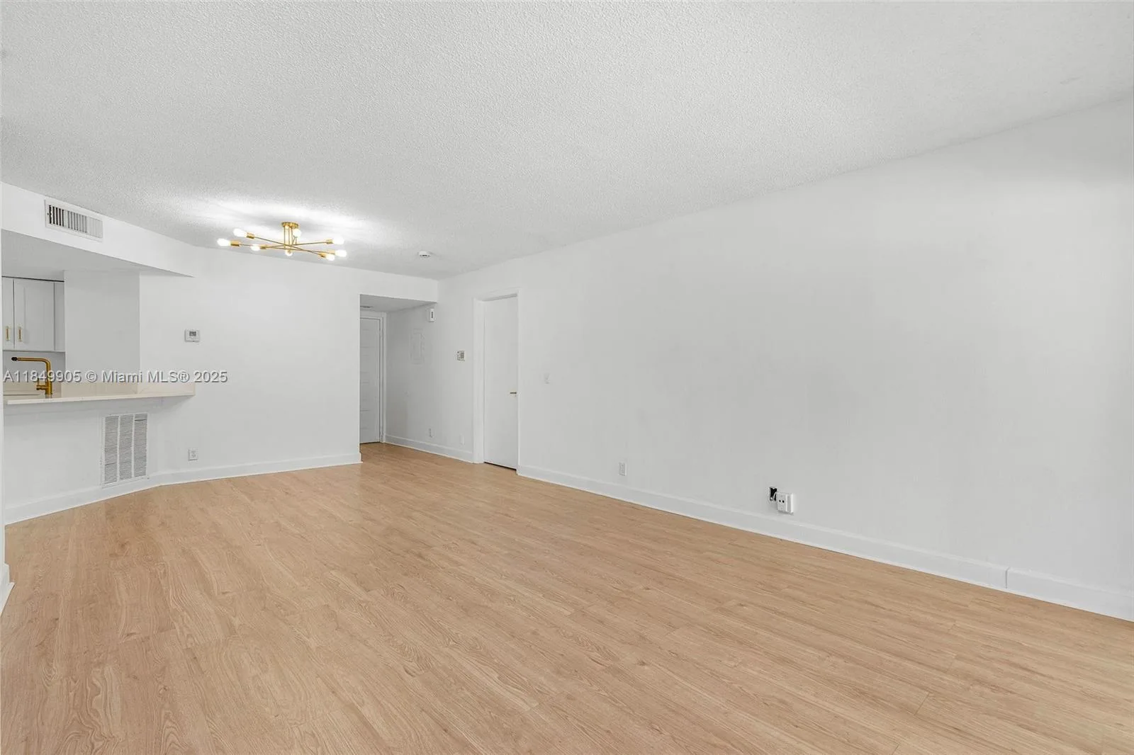8721 Wiles Rd # 105, Coral Springs, FL 33067 photo 5