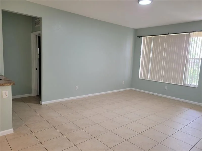 3569 Forest Hill Boulevard # 117, Palm Springs, FL 33406 photo 2