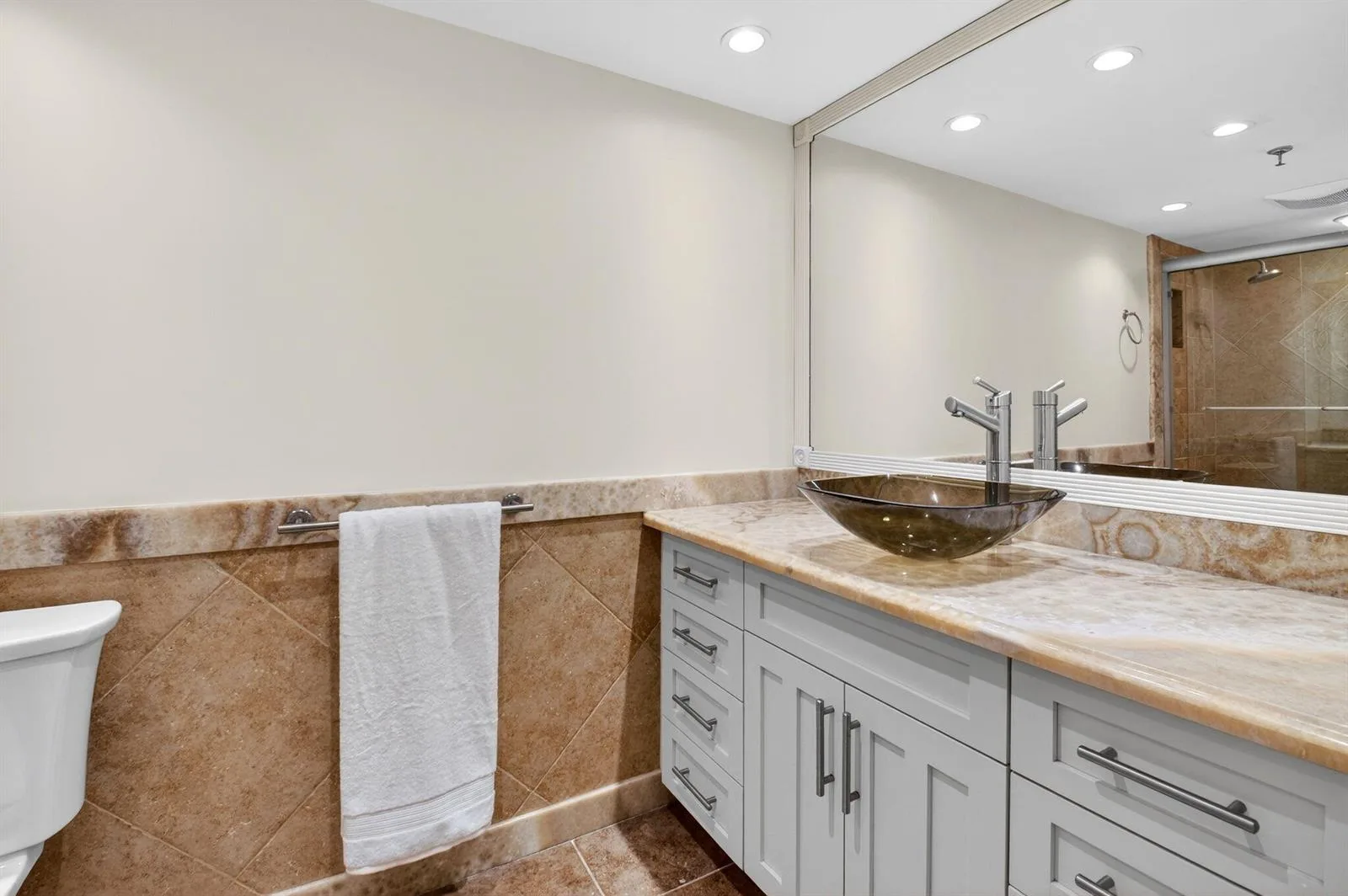4605 S Ocean Boulevard # 5a, Highland Beach, FL 33487 photo 13