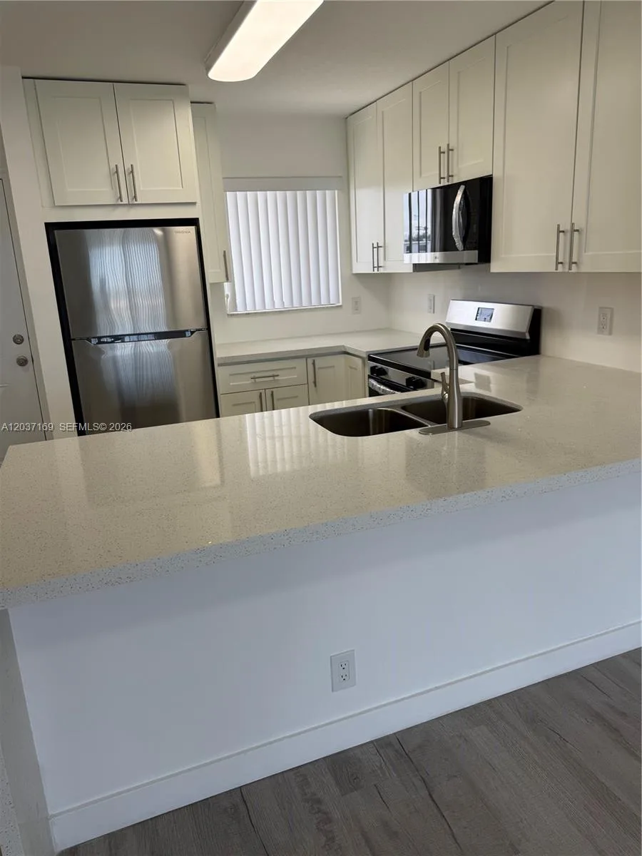 8710 N Sherman Cir # 506, Miramar, FL 33025 photo 11