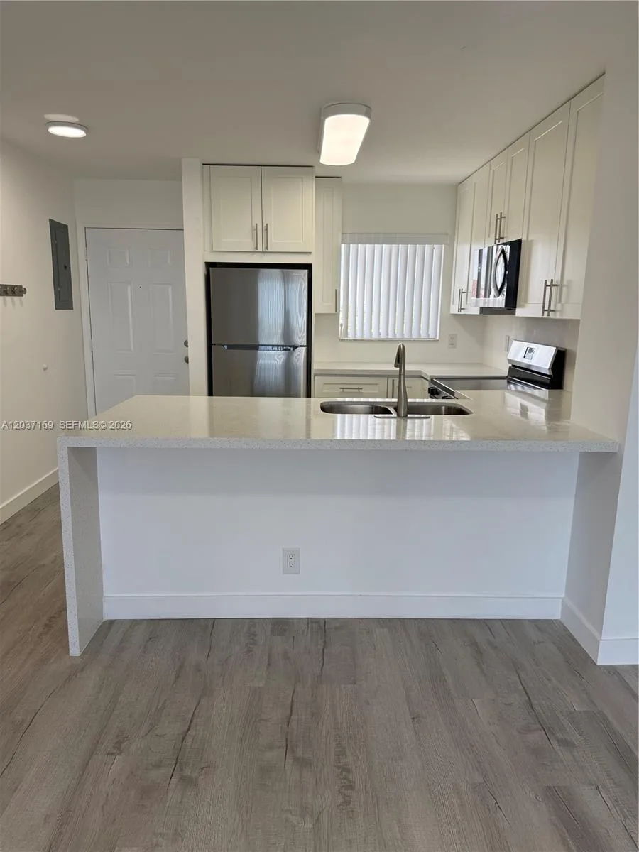 8710 N Sherman Cir # 506, Miramar, FL 33025 photo 13