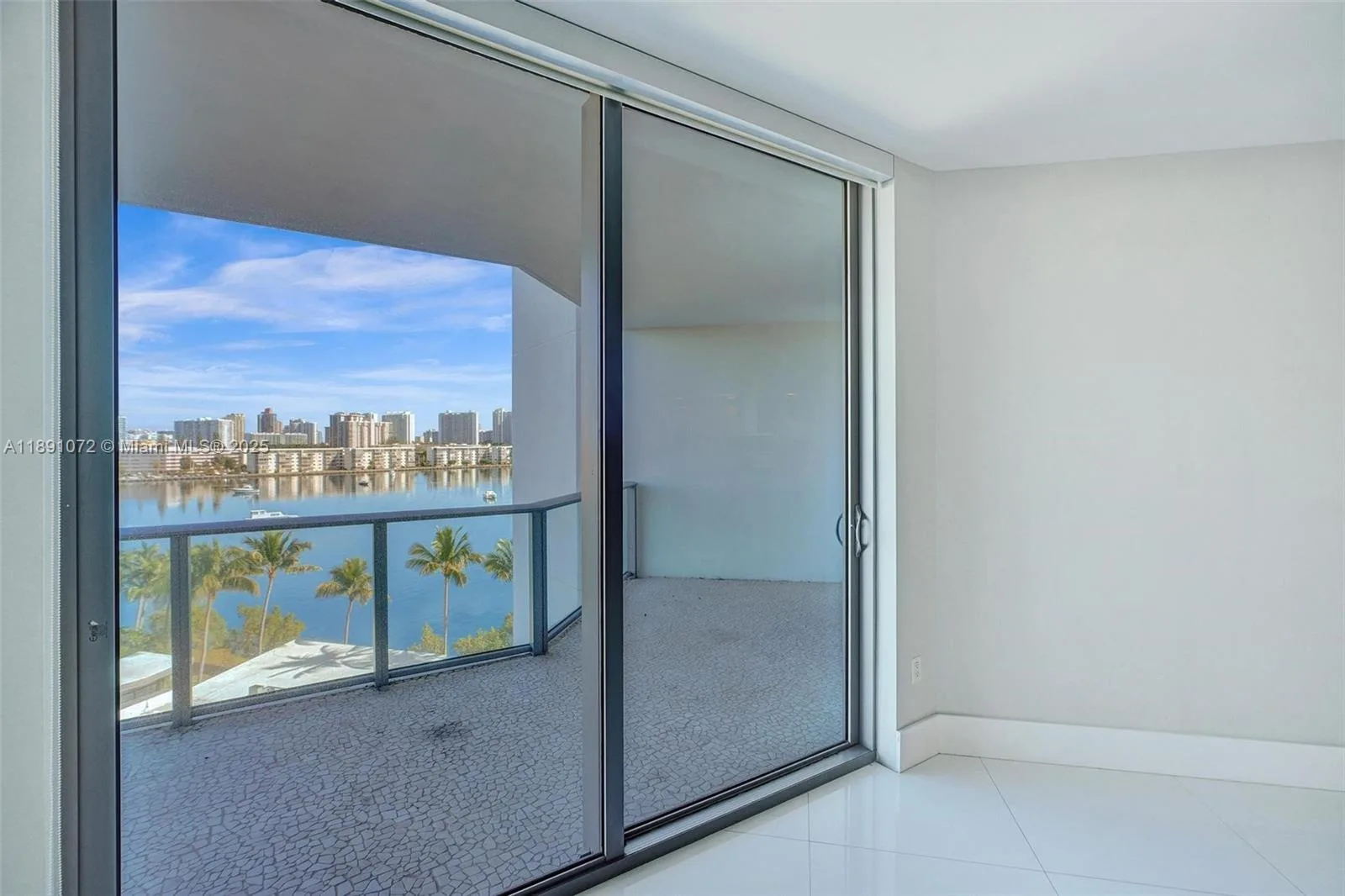 17301 Biscayne Blvd # 708, North Miami Beach, FL 33160 photo 5
