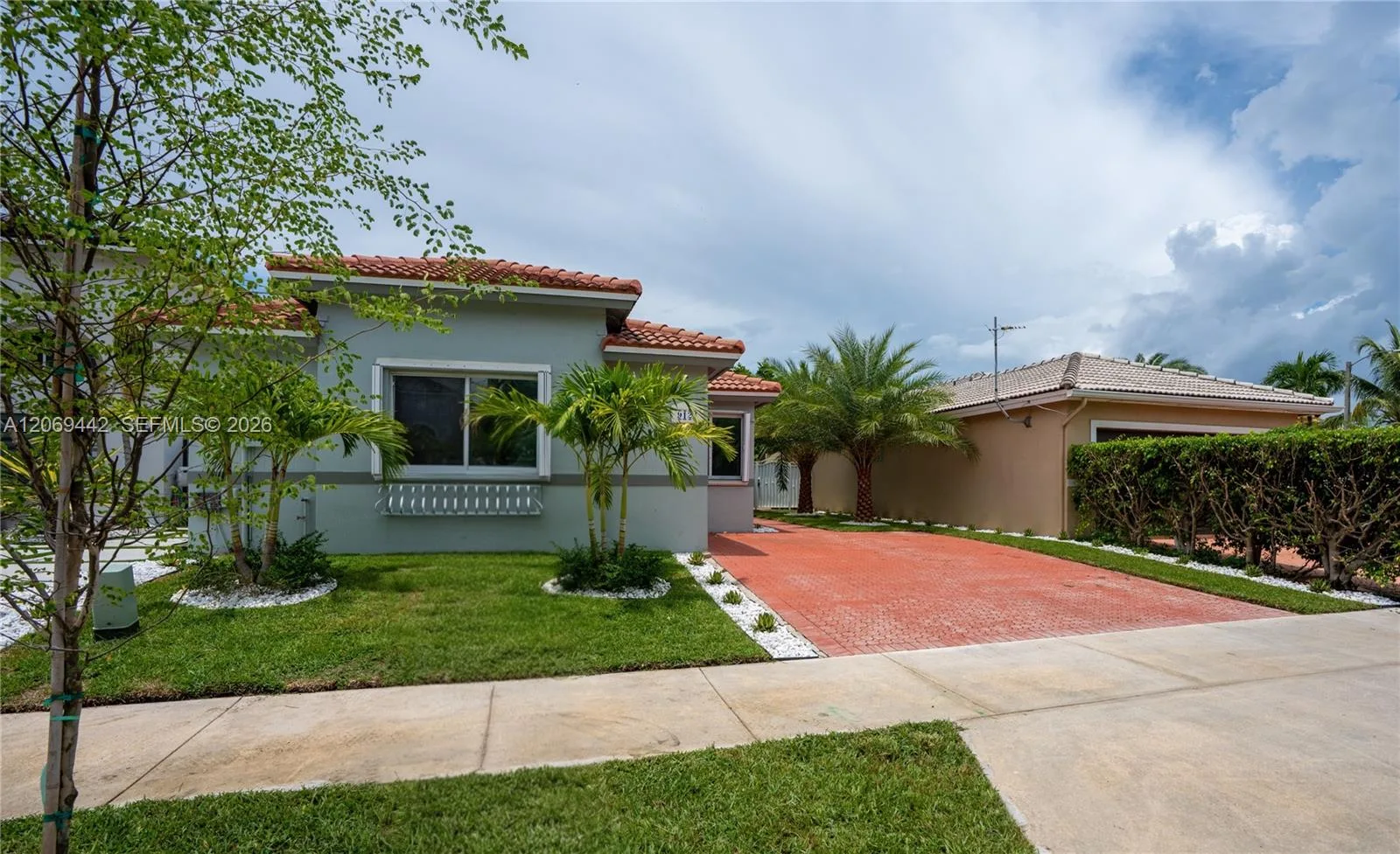 9124 SW 156th Ct, Miami, FL 33196