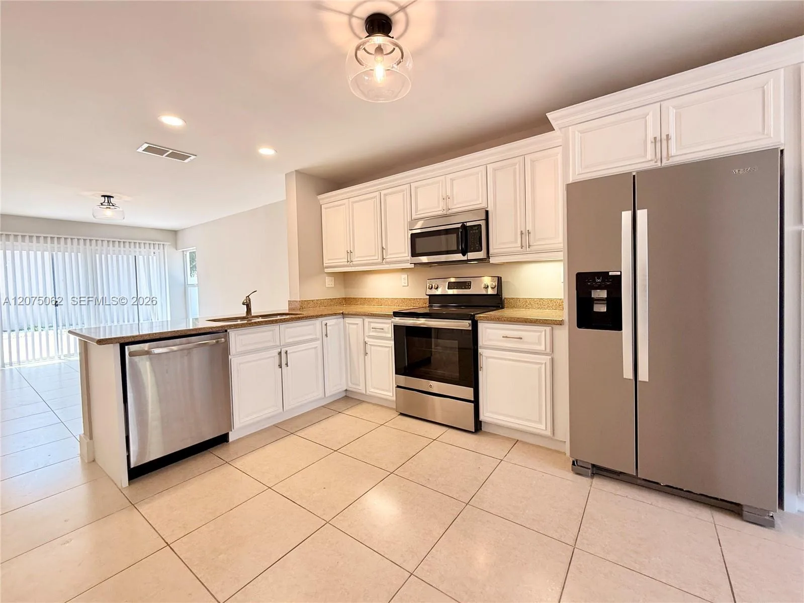 1140 Oysterwood St, Hollywood, FL 33019 photo 10