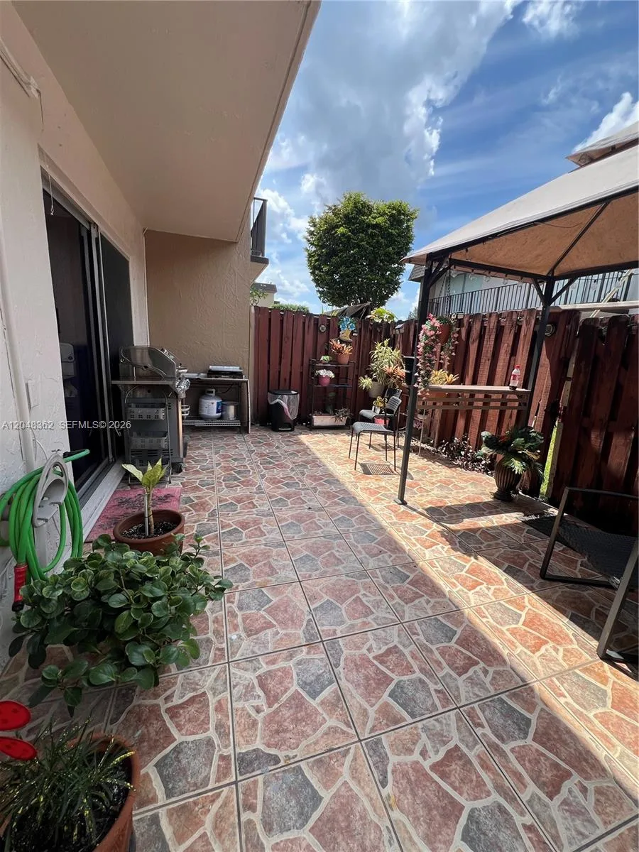 870 SW 129th Pl # 106, Miami, FL 33184