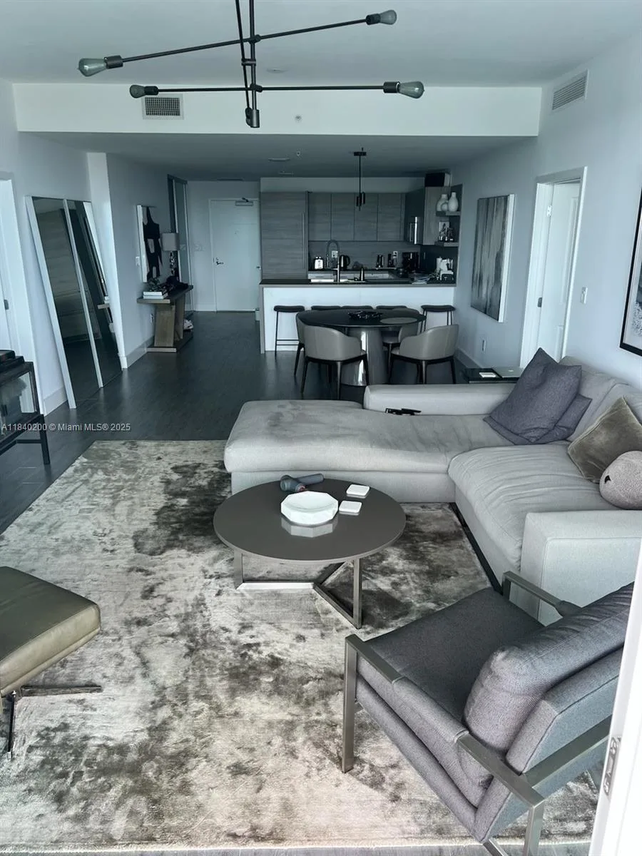 400 Sunny Isles Blvd # 2007, Sunny Isles Beach, FL 33160 photo 8