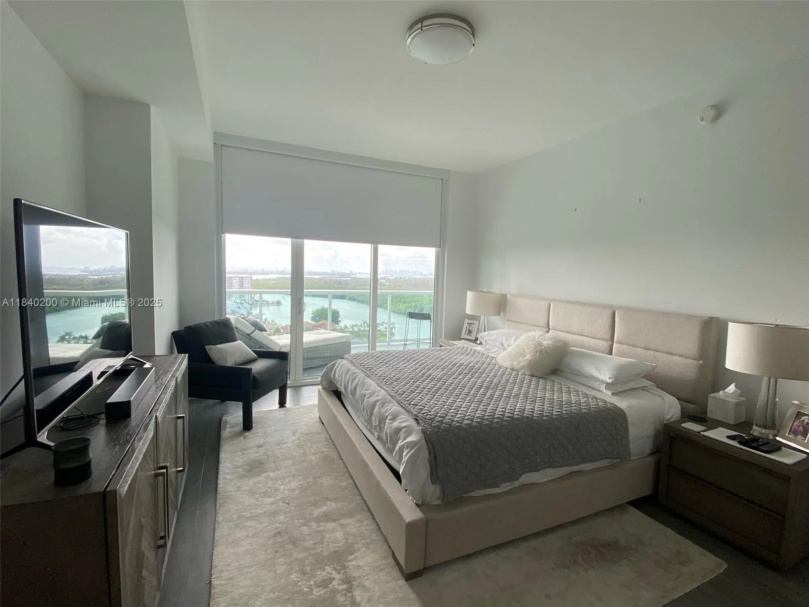 400 Sunny Isles Blvd # 2007, Sunny Isles Beach, FL 33160 photo 9