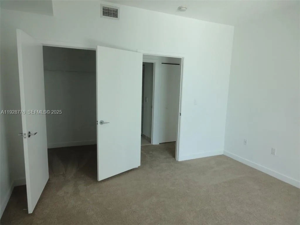79 SW 12th St # 1203S, Miami, FL 33130 photo 12