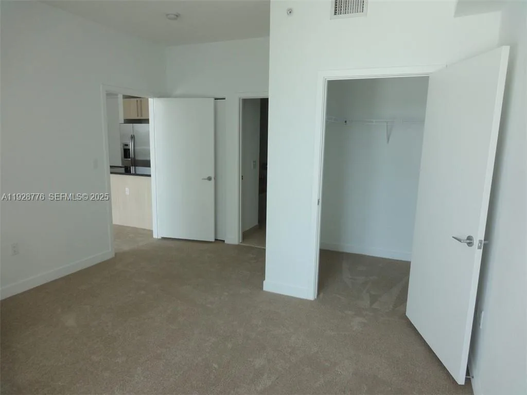 79 SW 12th St # 1203S, Miami, FL 33130 photo 6