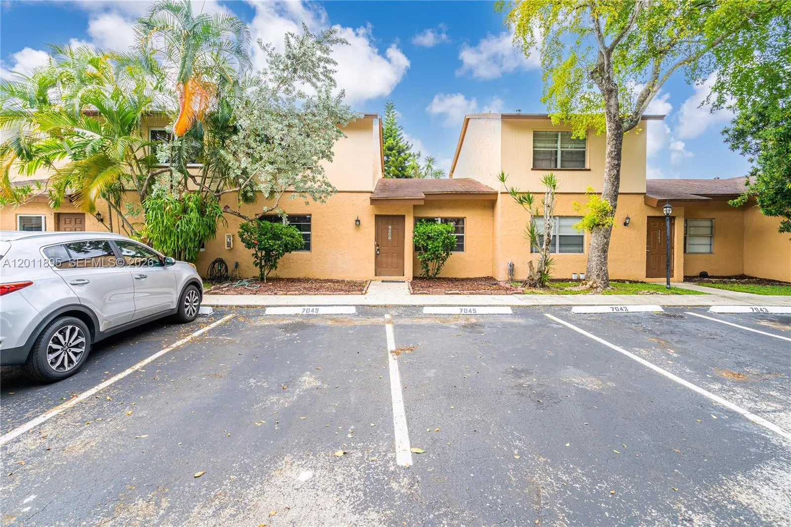 7045 W Sunrise Blvd # 7045, Plantation, FL 33313