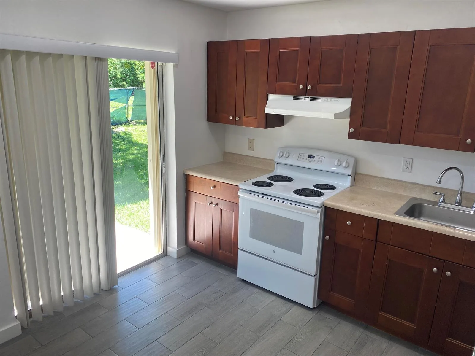 850 SW 9th Avenue # 1-4, # C, Hallandale Beach, FL 33009 photo 2