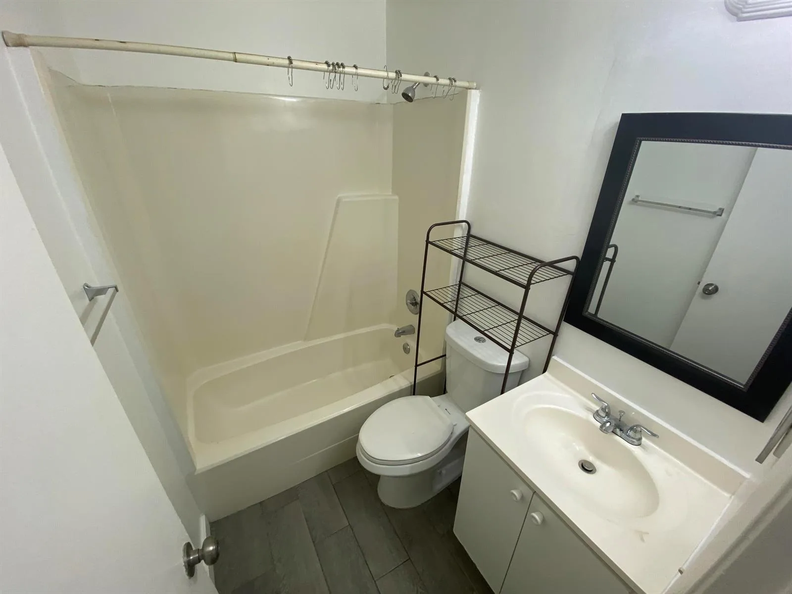 850 SW 9th Avenue # 1-4, # C, Hallandale Beach, FL 33009 photo 4