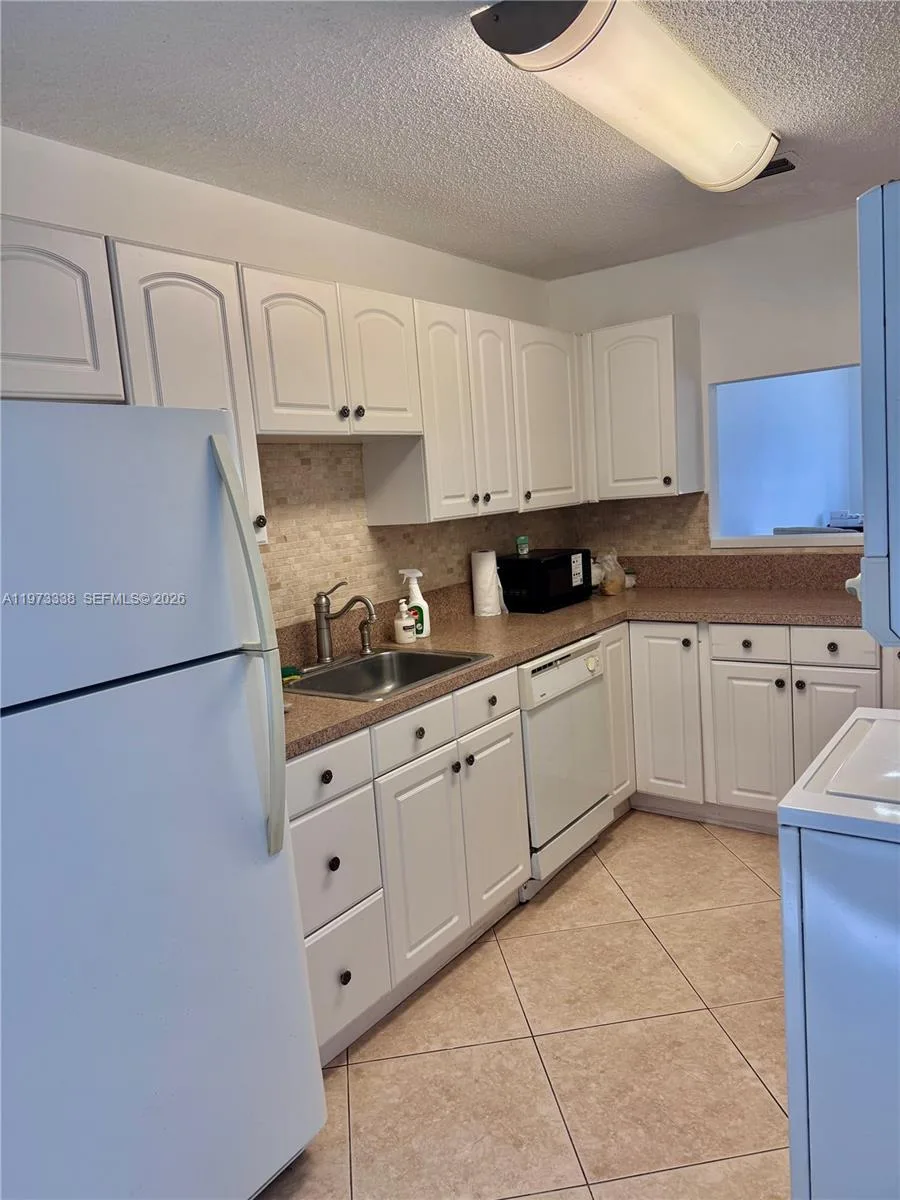 8838 Bella Vista Dr, Boca Raton, FL 33433 — zdjęcie 3